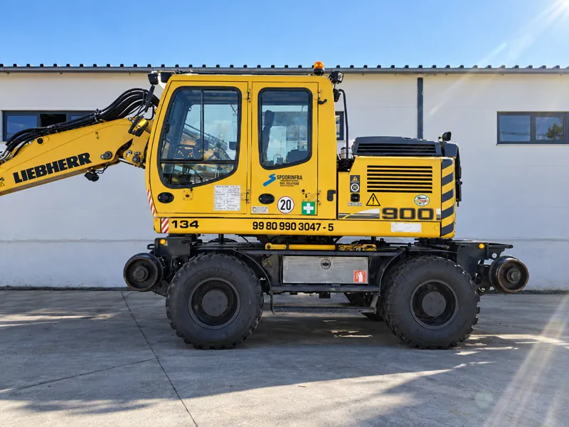 LIEBHERR A900ZW Nº134