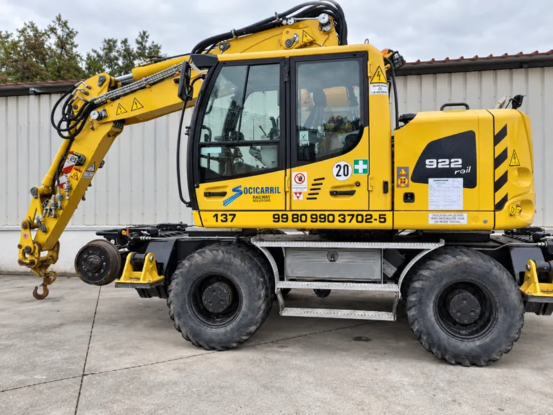 LIEBHERR A922 Nº137