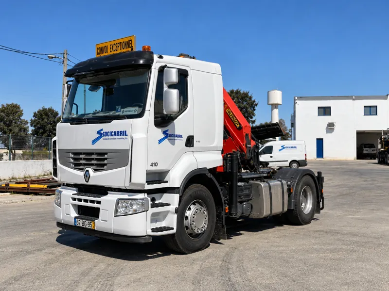 Camião RENAULT c/ grua hidráulica PK 23500